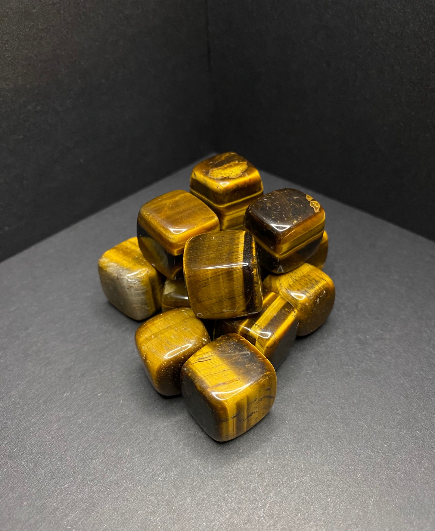 Tiger Eye Cube - Nymphs Nook