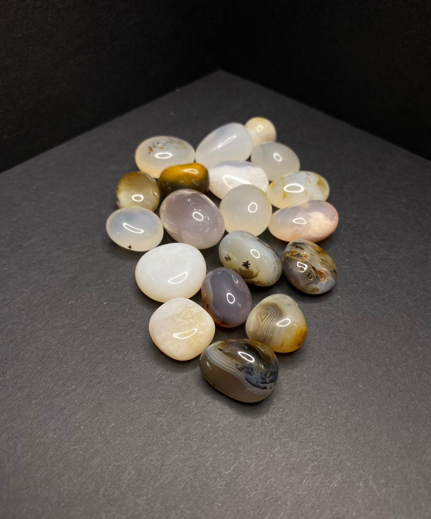 Agate Small Pebble – Tumbled - Nymphs Nook