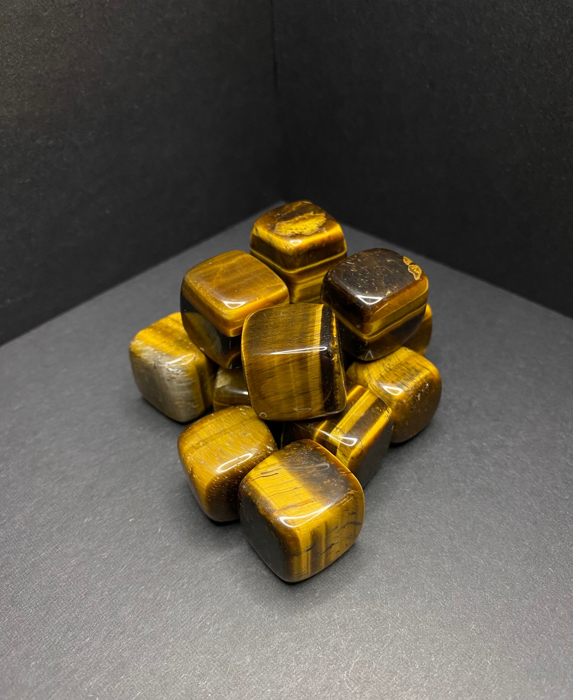 Tiger Eye Cube - Nymphs Nook